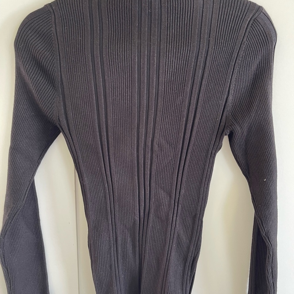White House Black Market Stretchy ribbed turtleneck